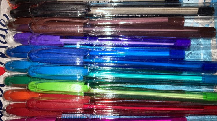 Blaimatte Luwangu's colored pens
